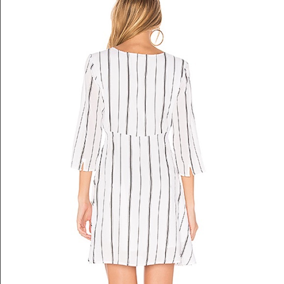 Amuse Society Lets Knot Dress in Casa Blanca - Picture 3 of 6